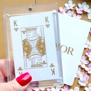 Dior King 🐝 Bee gold collectors card  magnetic case